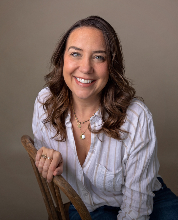 Second self portrait of photographer Jennifer Andersen